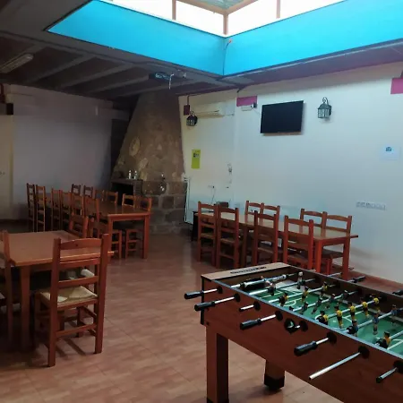 Assut Hostel *